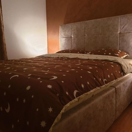 Apartman Kej Free Parking 크랄레보 외부 사진