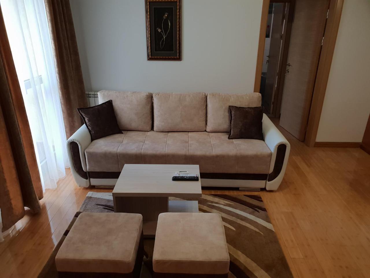 Apartman Kej Free Parking 크랄레보 외부 사진