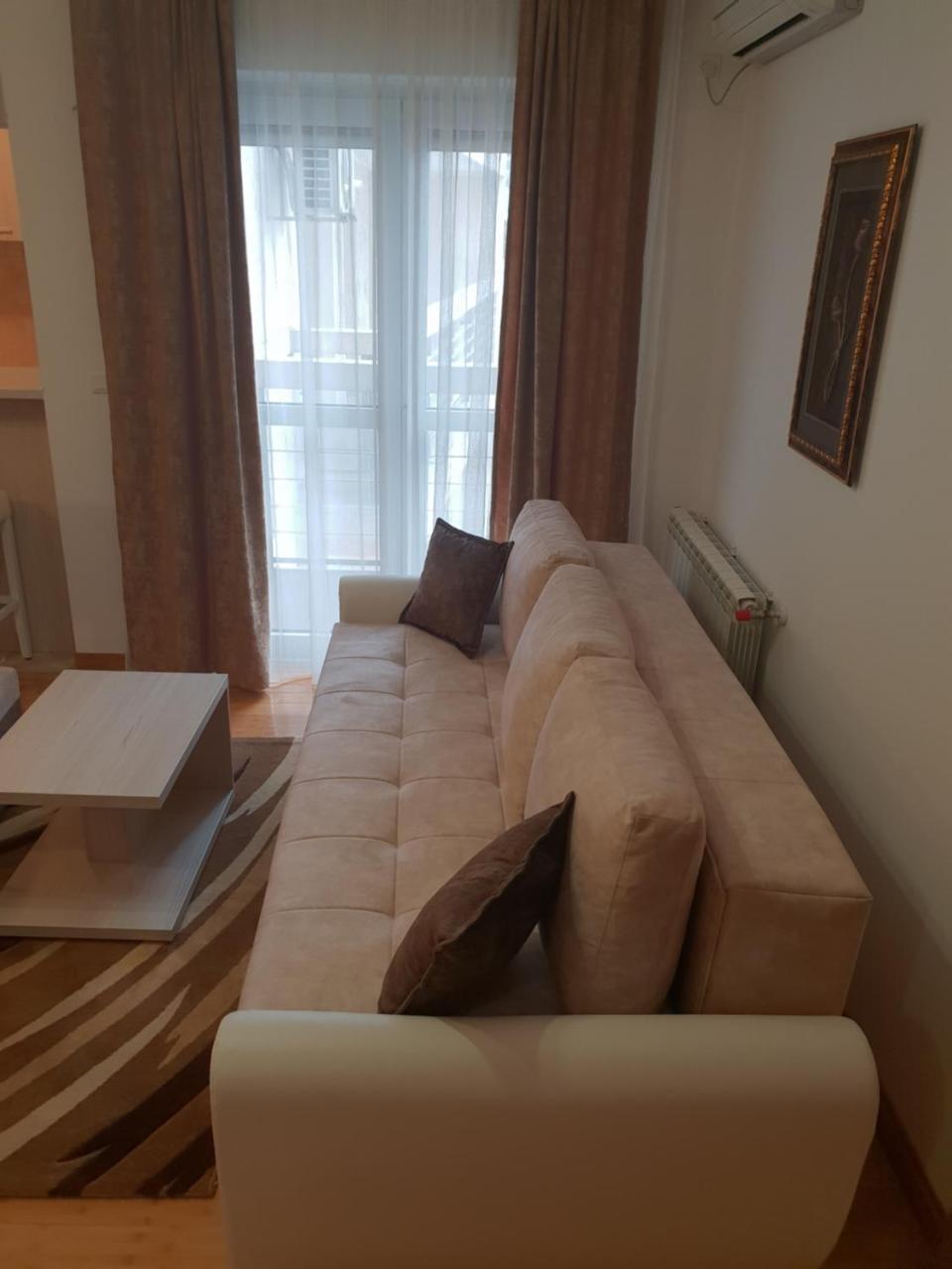 Apartman Kej Free Parking 크랄레보 외부 사진