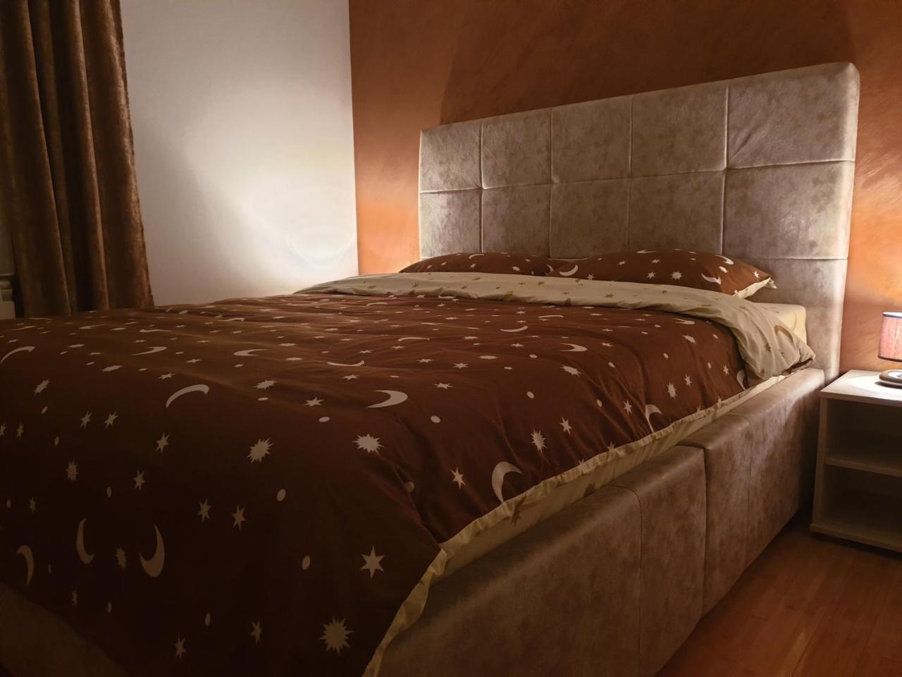 Apartman Kej Free Parking 크랄레보 외부 사진